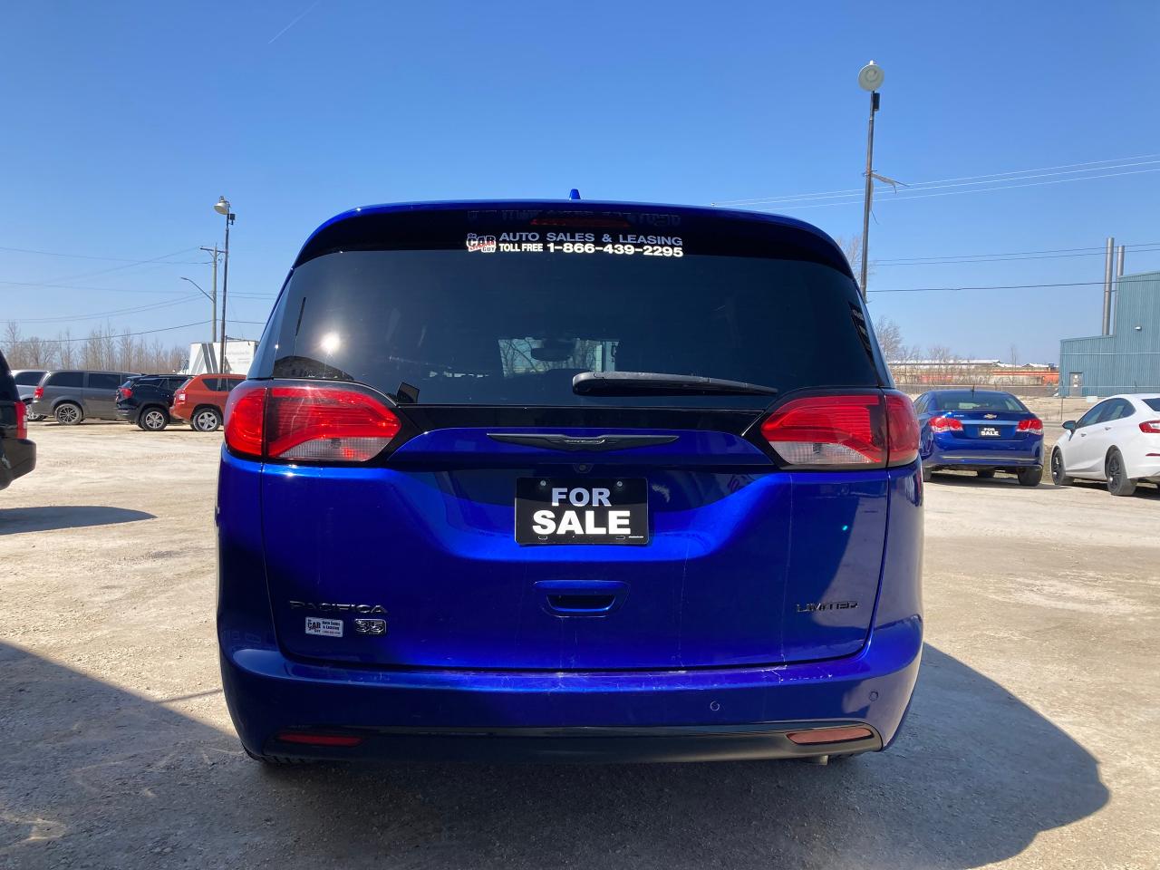 2020 Chrysler Pacifica Limited - Photo #5