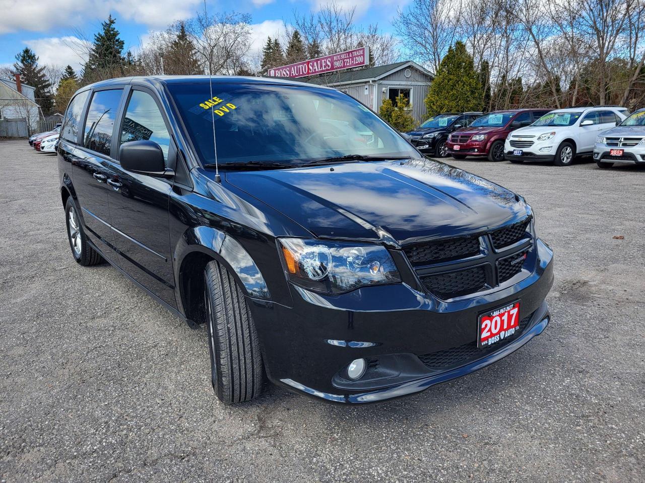 2017 Dodge Grand Caravan SXT Photo