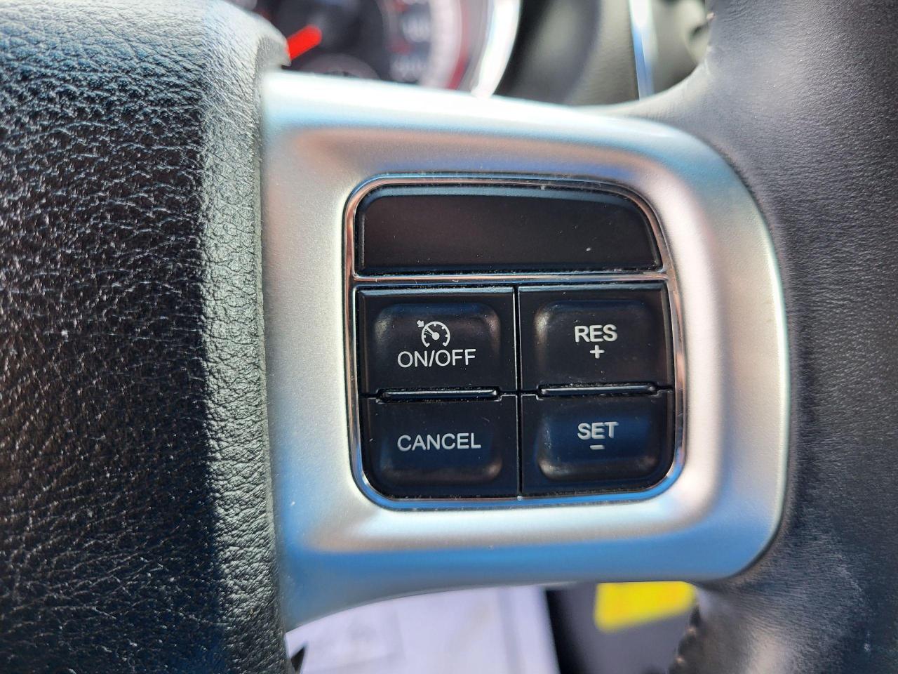 2017 Dodge Grand Caravan SXT Photo