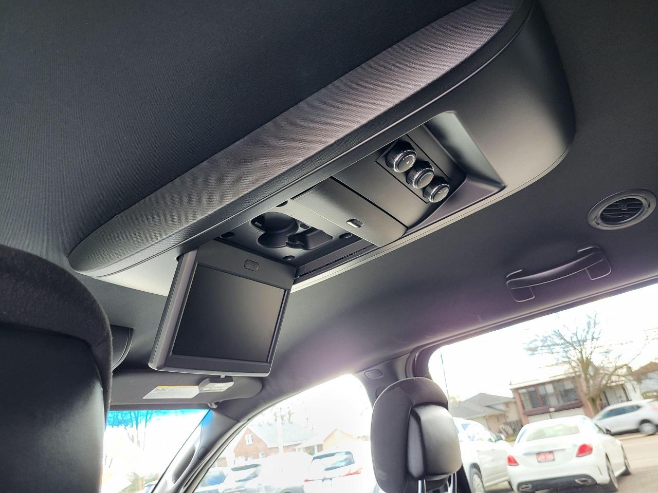 2017 Dodge Grand Caravan SXT Photo