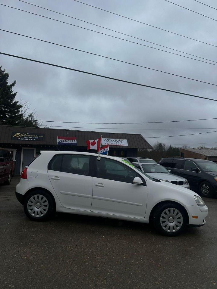 2009 Volkswagen Rabbit 5dr HB Auto - Photo #3