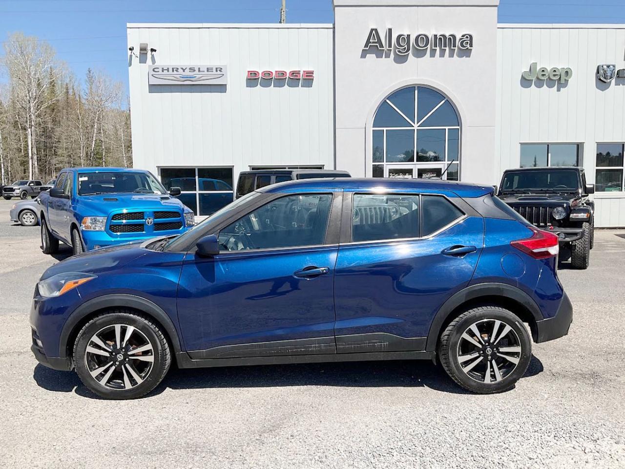 2019 Nissan Kicks  Photo2