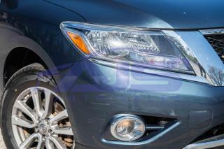 2014 Nissan Pathfinder SV - Photo #2