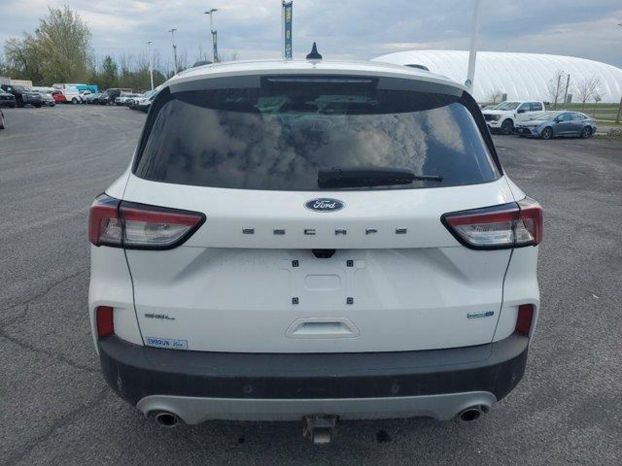 2020 Ford Escape SEL Photo3