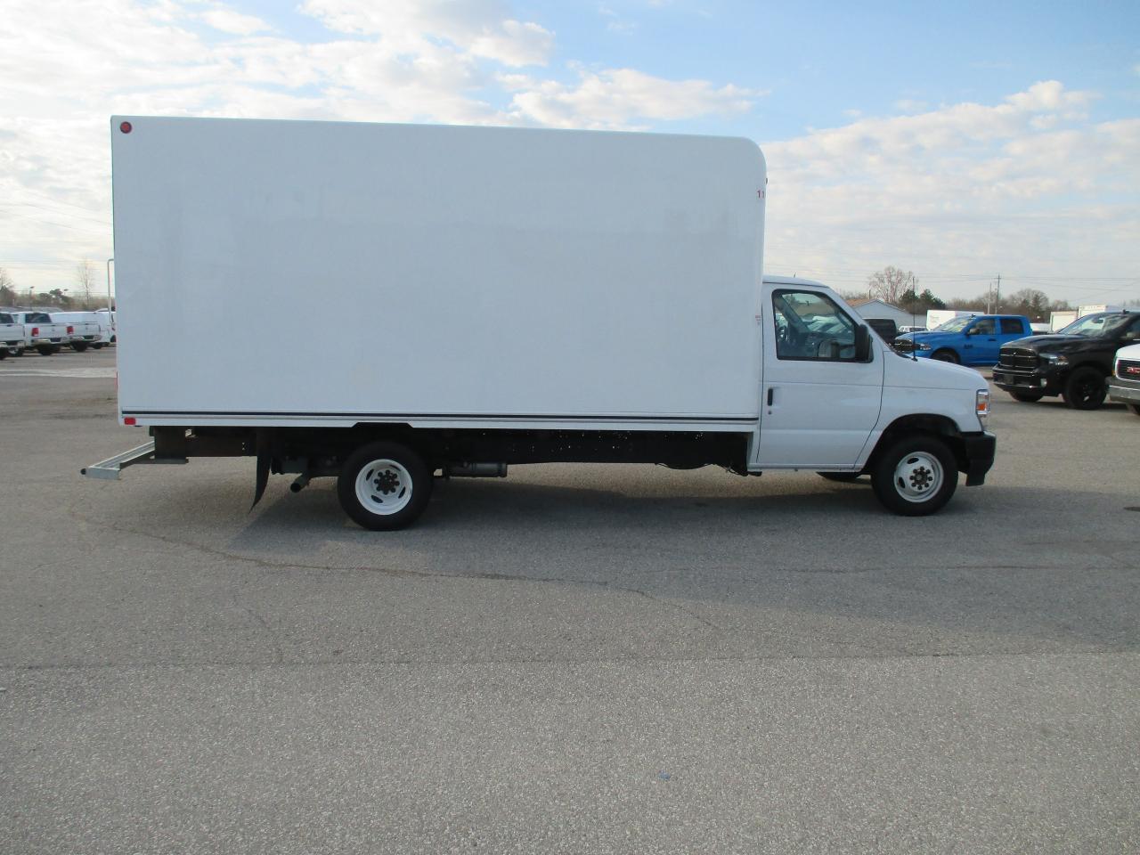 2024 Ford E450 E-450 DRW 176" WB 16 Ft. unicell body