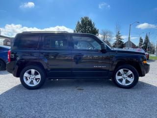 2012 Jeep Patriot SPORT TRIM/LOW MILEAGE/SUNROOF/ALLOY RIM/CERTIFIED - Photo #6