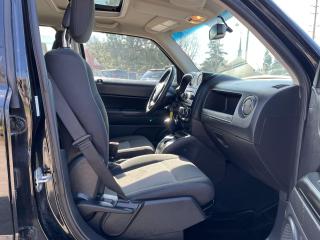 2012 Jeep Patriot SPORT TRIM/LOW MILEAGE/SUNROOF/ALLOY RIM/CERTIFIED - Photo #13