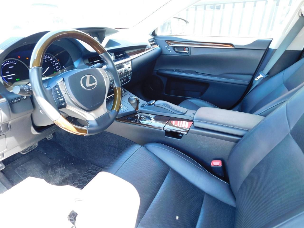 2015 Lexus ES 300 Hybrid | Mark Levinson Stereo | Leather | Navi | - Photo #13