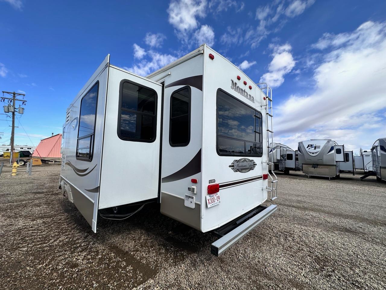 2007 Montana Mountaineer 327RLT 