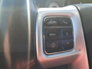 2011 Chrysler 200 Convertible, Htd Seats, Remote Start - Photo #13