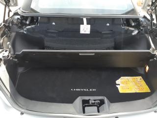 2011 Chrysler 200 Convertible, Htd Seats, Remote Start - Photo #8