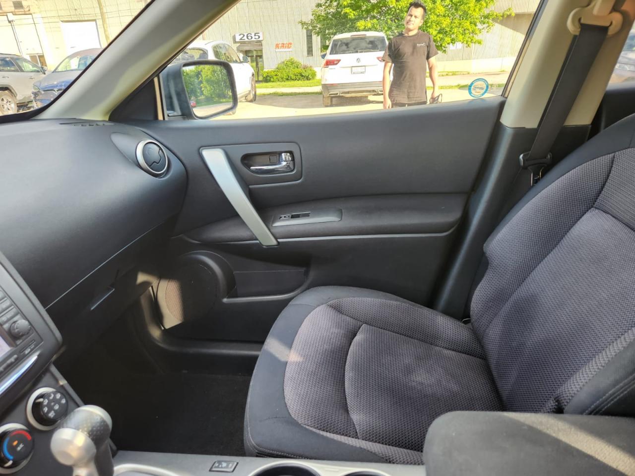 2011 Nissan Rogue AWD 4dr SUV - Photo #10
