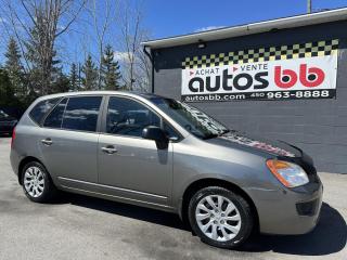 Used 2011 Kia Rondo ( 4 CYLINDRES - 167 000 KM ) for sale in Laval, QC