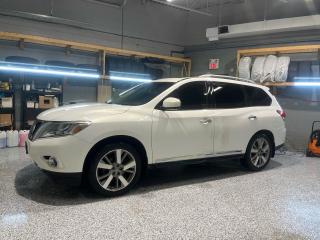 Used 2014 Nissan Pathfinder Platnium AWD *  7 Passenger * Navigation * Leather *  Dual Sunroof * Rear View Camera * All Season Mats * Push To Start * Heated/Vented Seats * Steeri for sale in Cambridge, ON