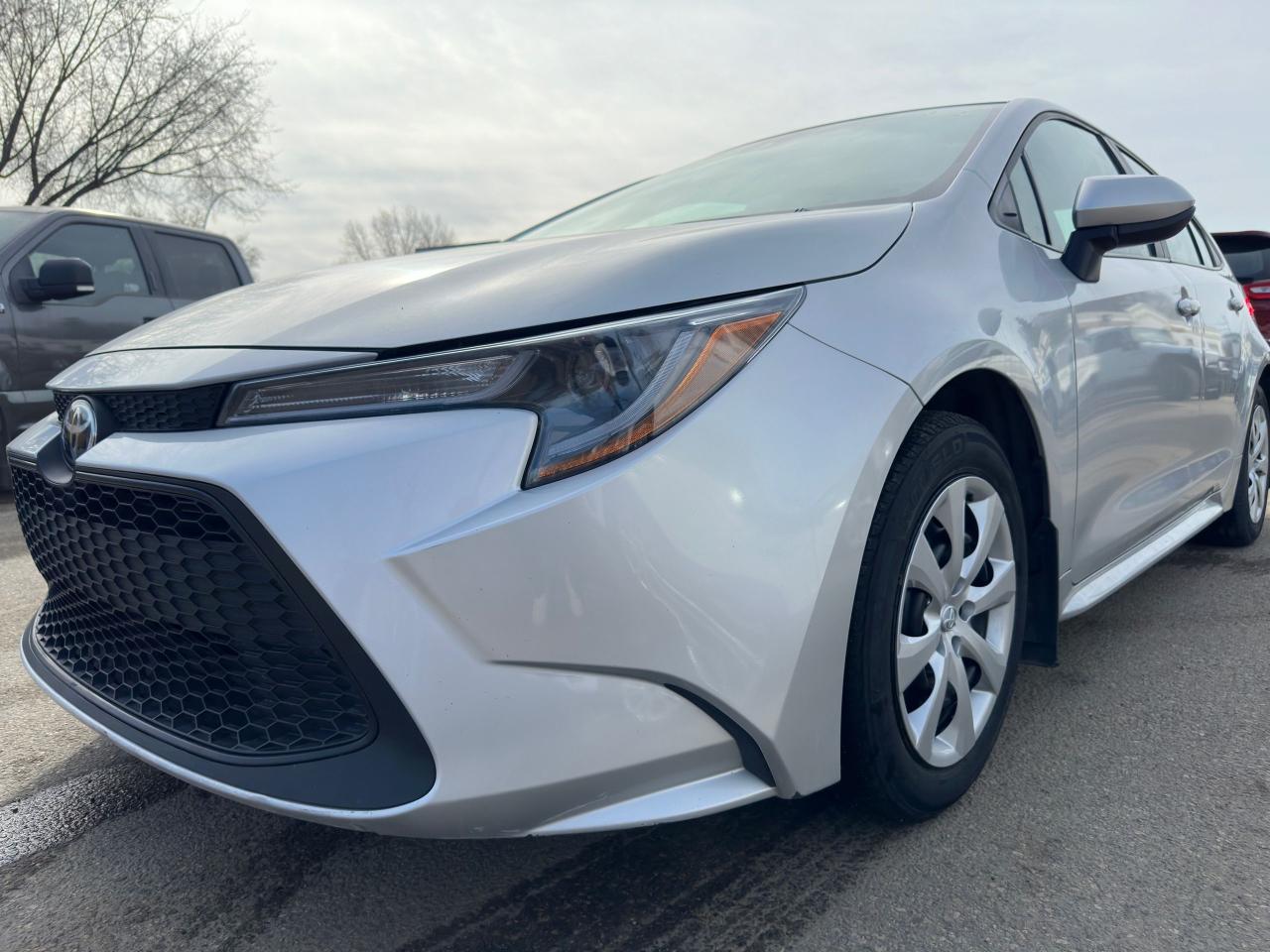 2021 Toyota Corolla LE - Photo #5