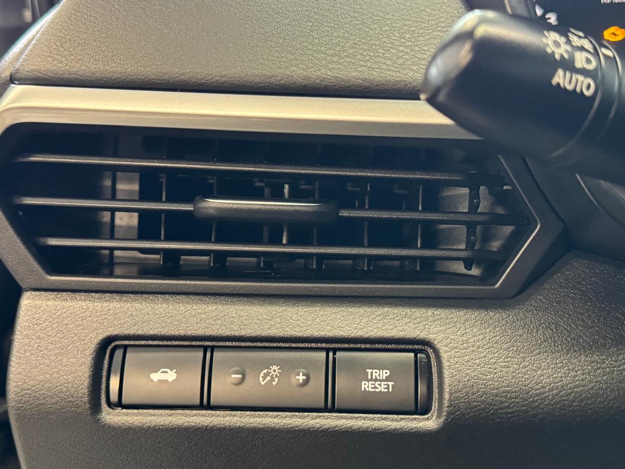 2019 Nissan Altima S AWD+New Tires+Camera+Heated Seats+EmergencyAlert Photo44