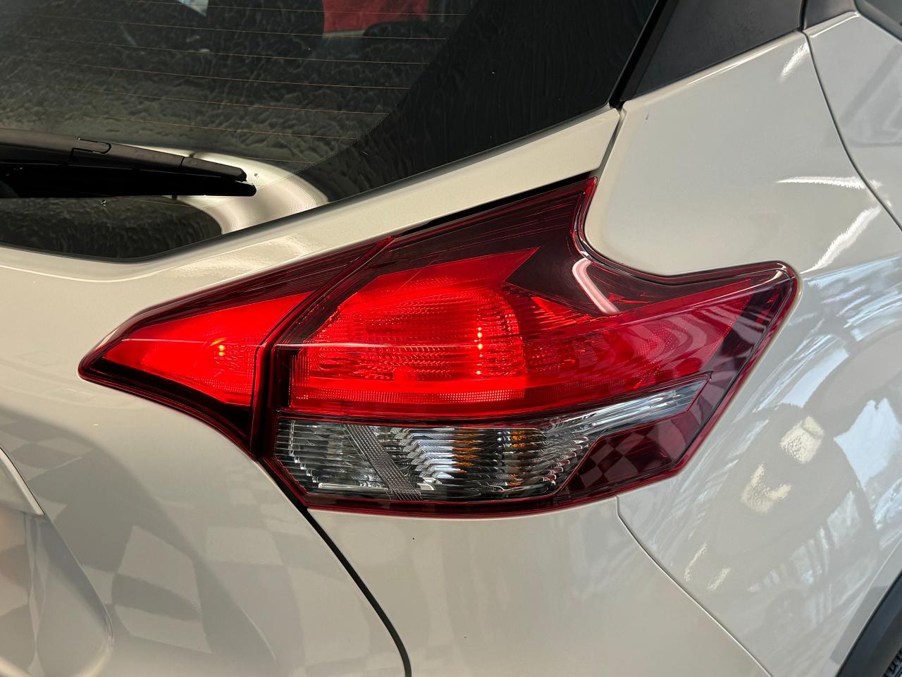2019 Nissan Kicks SV+Camera+ApplePlay+Heated Seats+CLEAN CARFAX Photo64