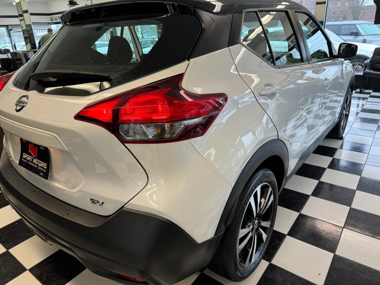 2019 Nissan Kicks SV+Camera+ApplePlay+Heated Seats+CLEAN CARFAX Photo43