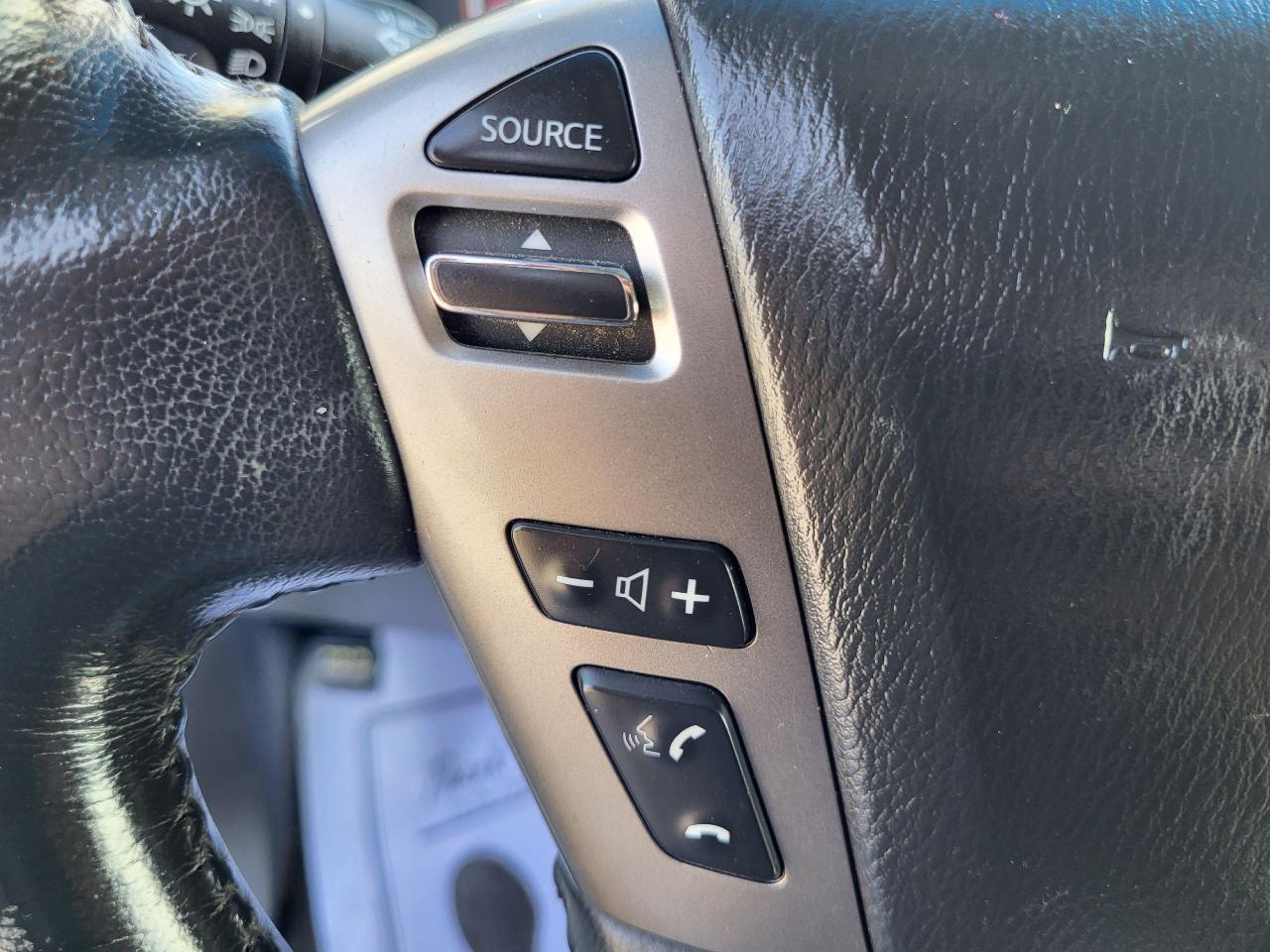 2013 Nissan Titan Pro-4X Photo