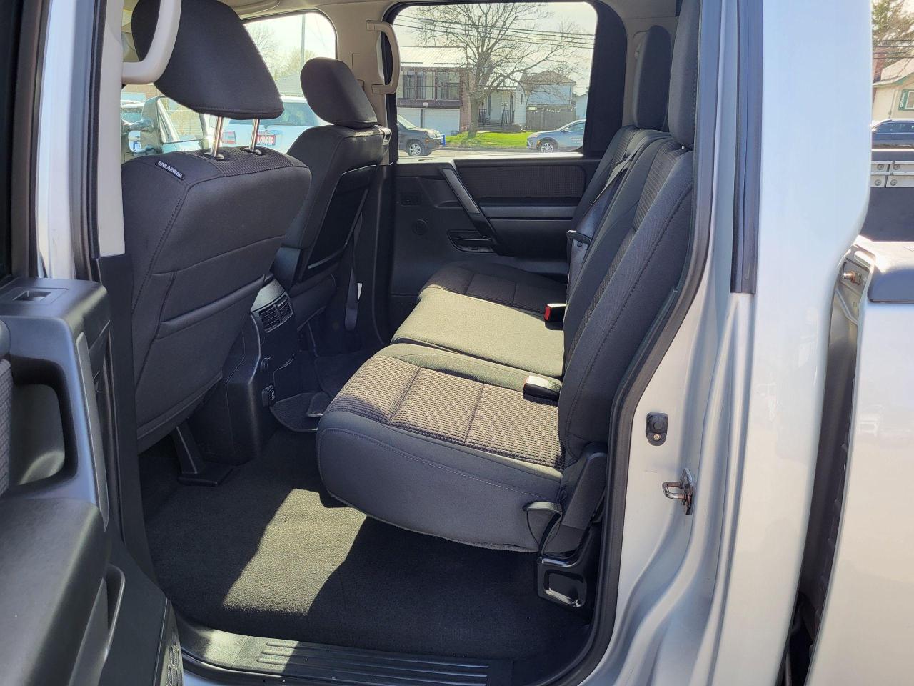 2013 Nissan Titan Pro-4X Photo