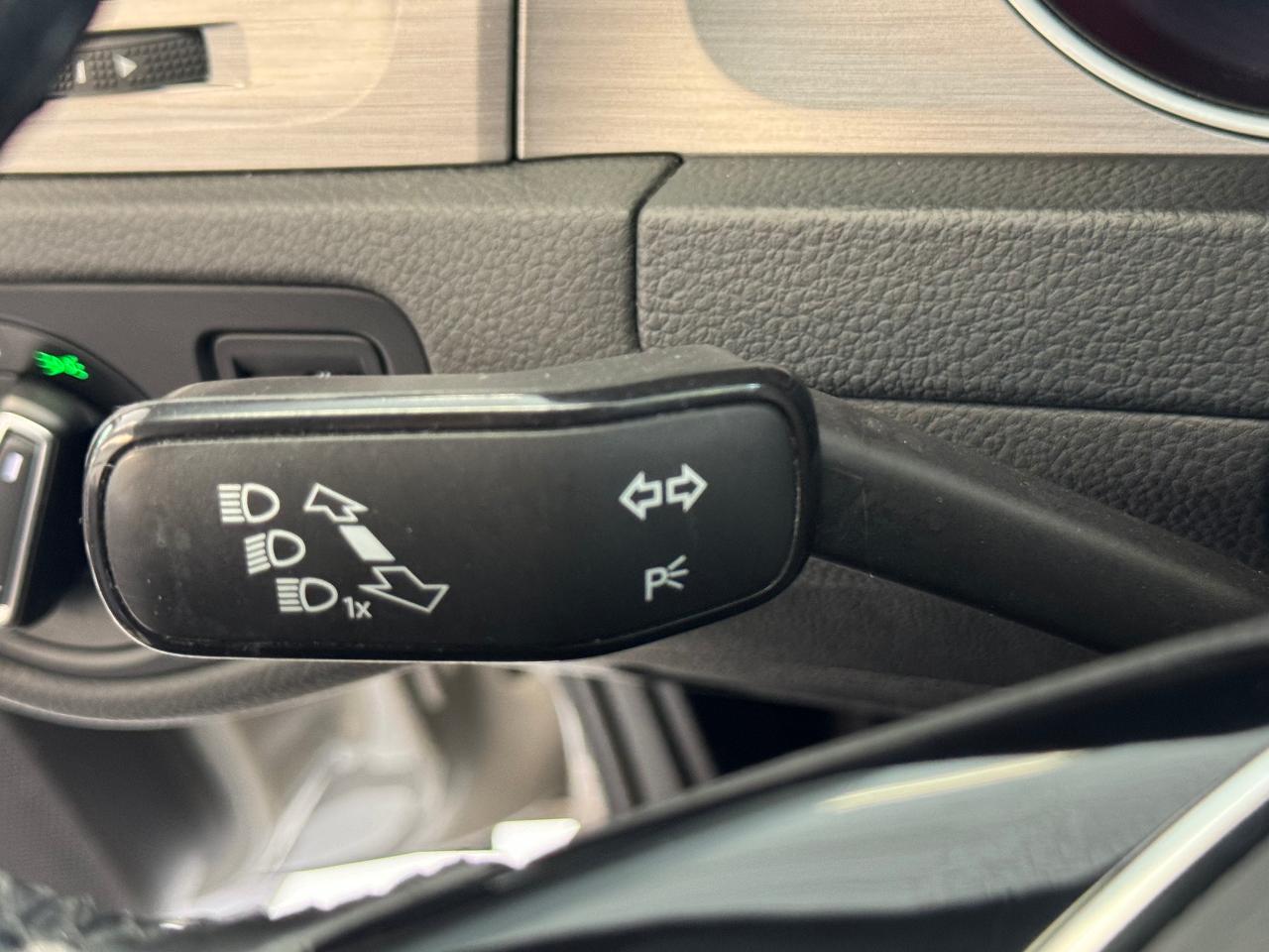 2015 Volkswagen Golf Trendline+New Tires+A/C+Heated Seats+CLEAN CARFAX - Photo #44