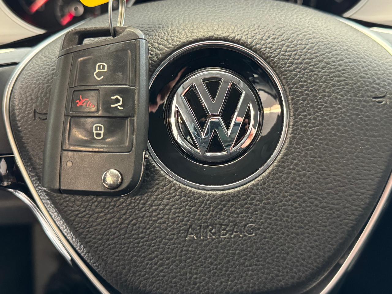 2015 Volkswagen Golf Trendline+New Tires+A/C+Heated Seats+CLEAN CARFAX - Photo #15