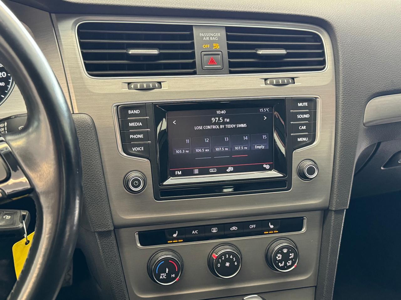 2015 Volkswagen Golf Trendline+New Tires+A/C+Heated Seats+CLEAN CARFAX - Photo #10