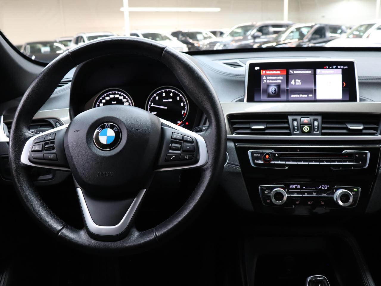 2021 BMW X1 xDrive28i | Nav | Leather | Pano roof | CarPlay