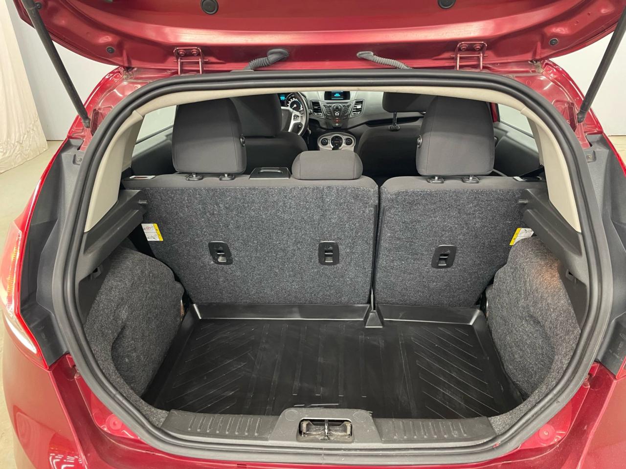 2014 Ford Fiesta SE