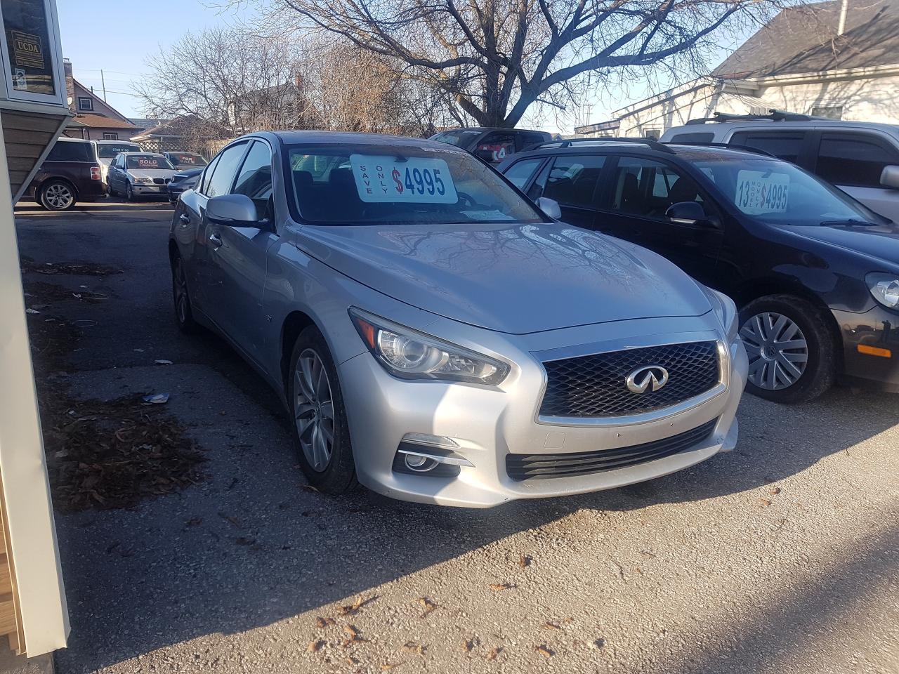 Used 2014 Infiniti Q50 Base for sale in Oshawa, ON