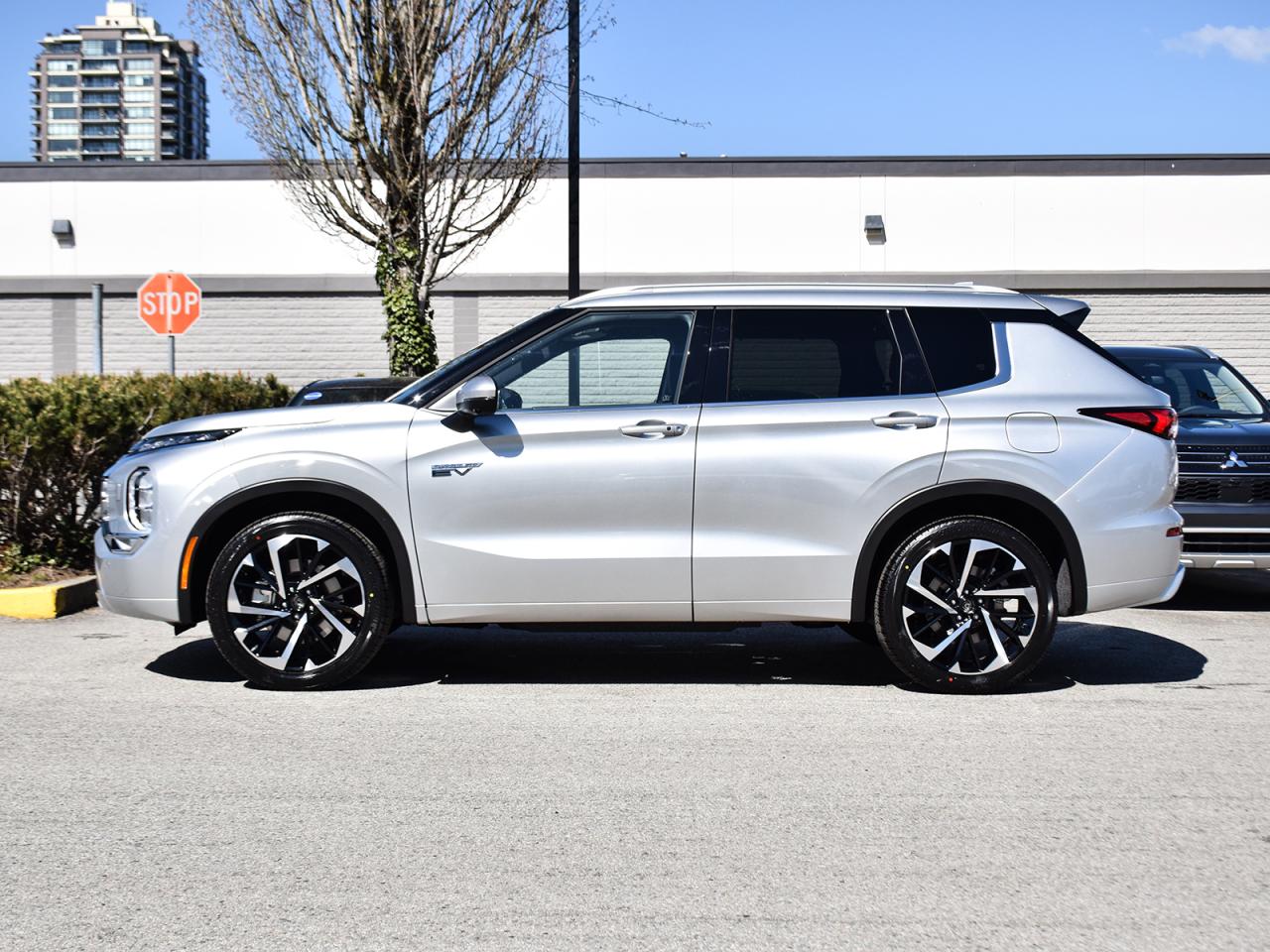 New 2024 Mitsubishi Outlander Phev GT Premium - Demo Clearout Sale! HUGE Savings for sale in Coquitlam, BC