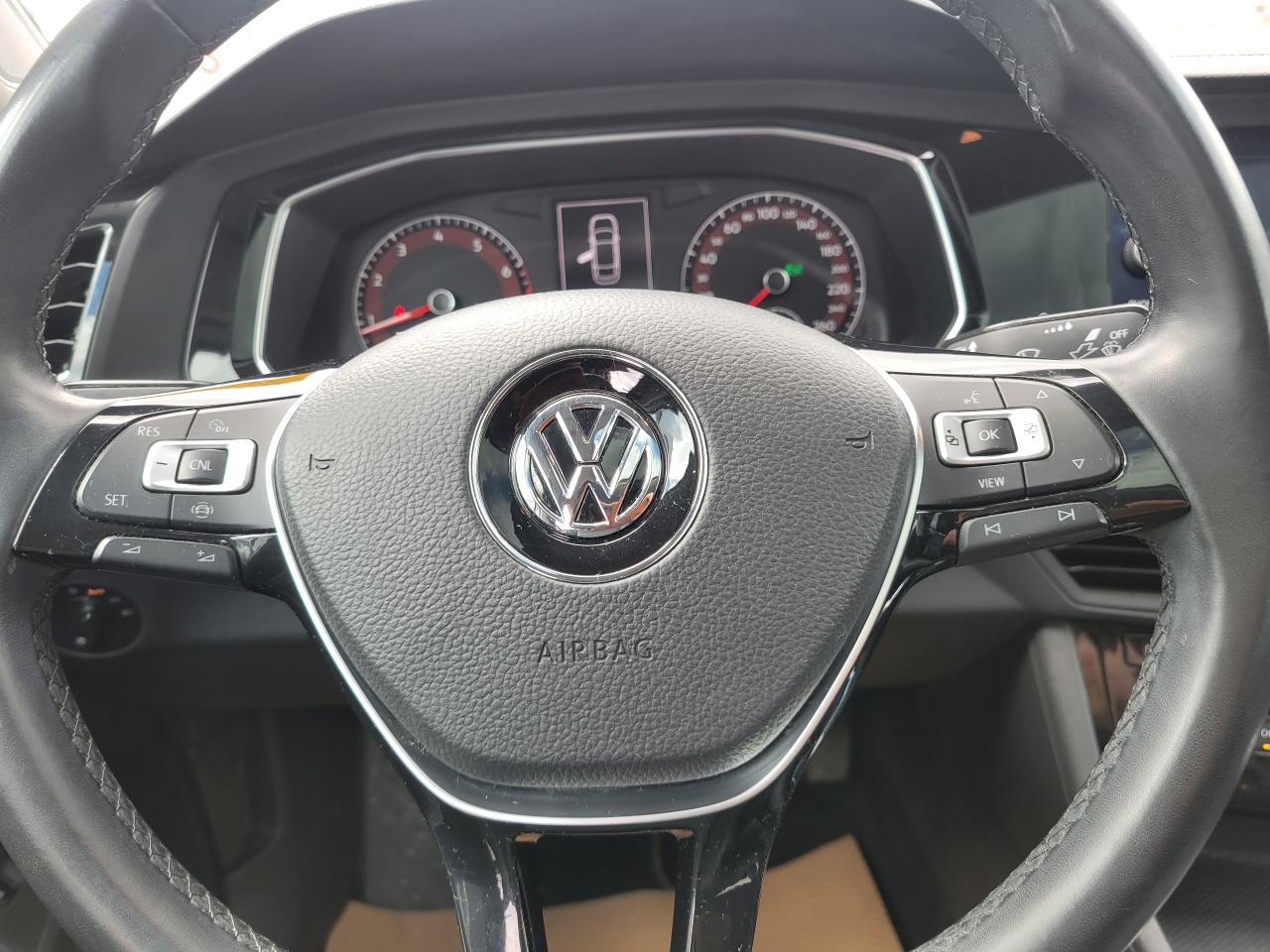 2019 Volkswagen Jetta Execline Photo5