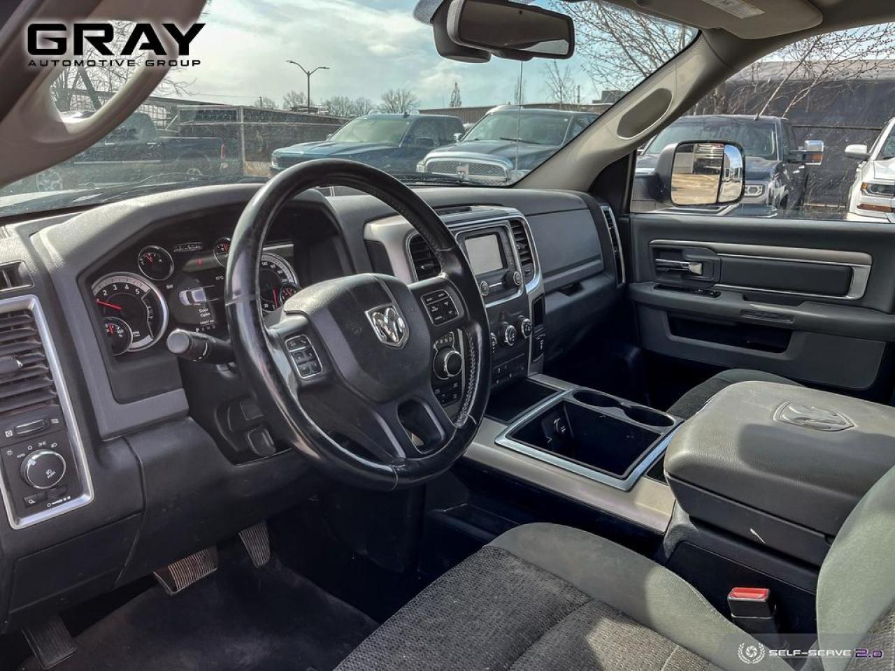 2014 RAM 1500 SLT CREW CAB /NO ACCIDENTS/2 YR UNLIMITED WARRANTY - Photo #9