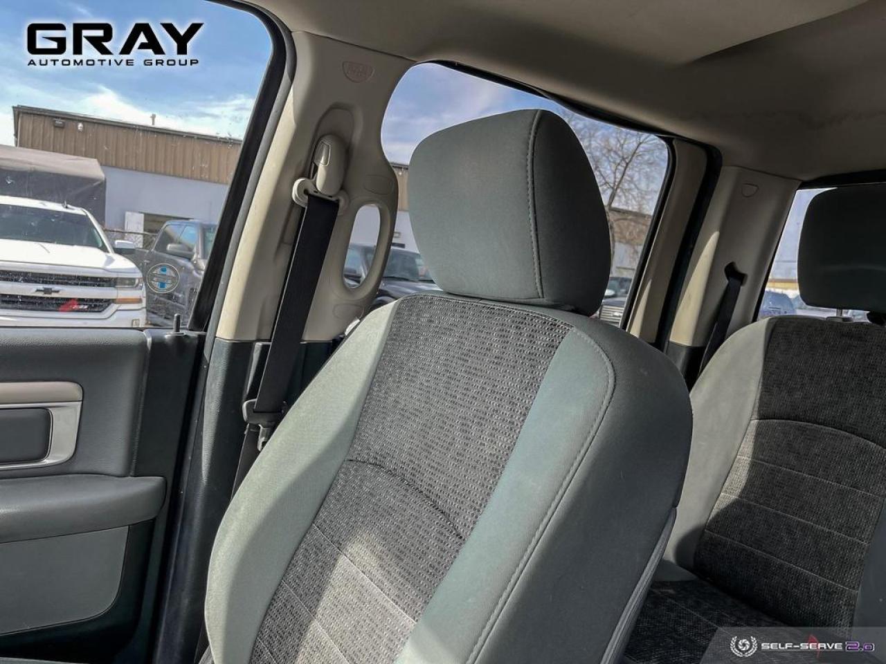 2014 RAM 1500 SLT CREW CAB /NO ACCIDENTS/2 YR UNLIMITED WARRANTY - Photo #13