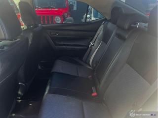 2018 Toyota Corolla SE / LEATHER / BACKCAM / HTD SEATS / NO ACCIDENTS - Photo #11