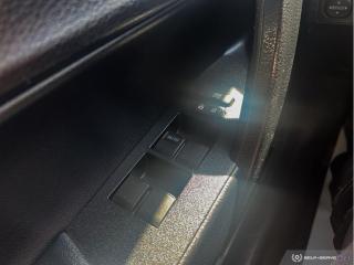 2018 Toyota Corolla SE / LEATHER / BACKCAM / HTD SEATS / NO ACCIDENTS - Photo #13