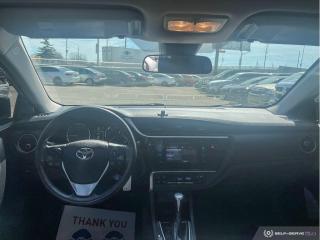 2018 Toyota Corolla SE / LEATHER / BACKCAM / HTD SEATS / NO ACCIDENTS - Photo #12