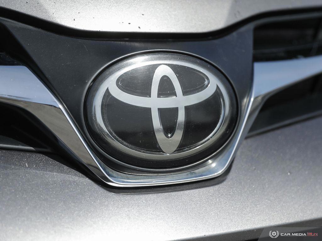 2019 Toyota Sienna LE 8-Passenger - Photo #7