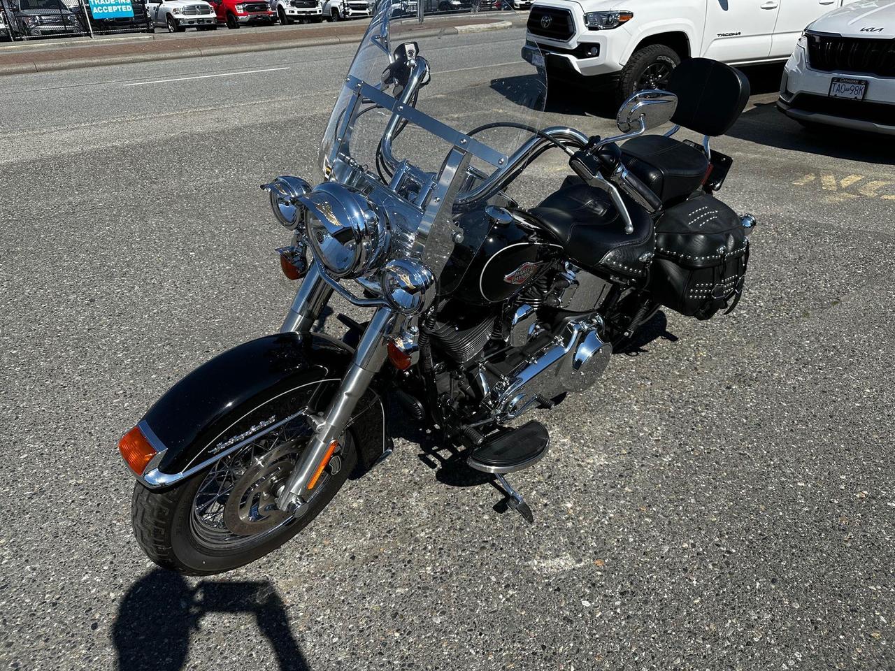 2015 Harley-Davidson Heritage Softail Classic  Photo