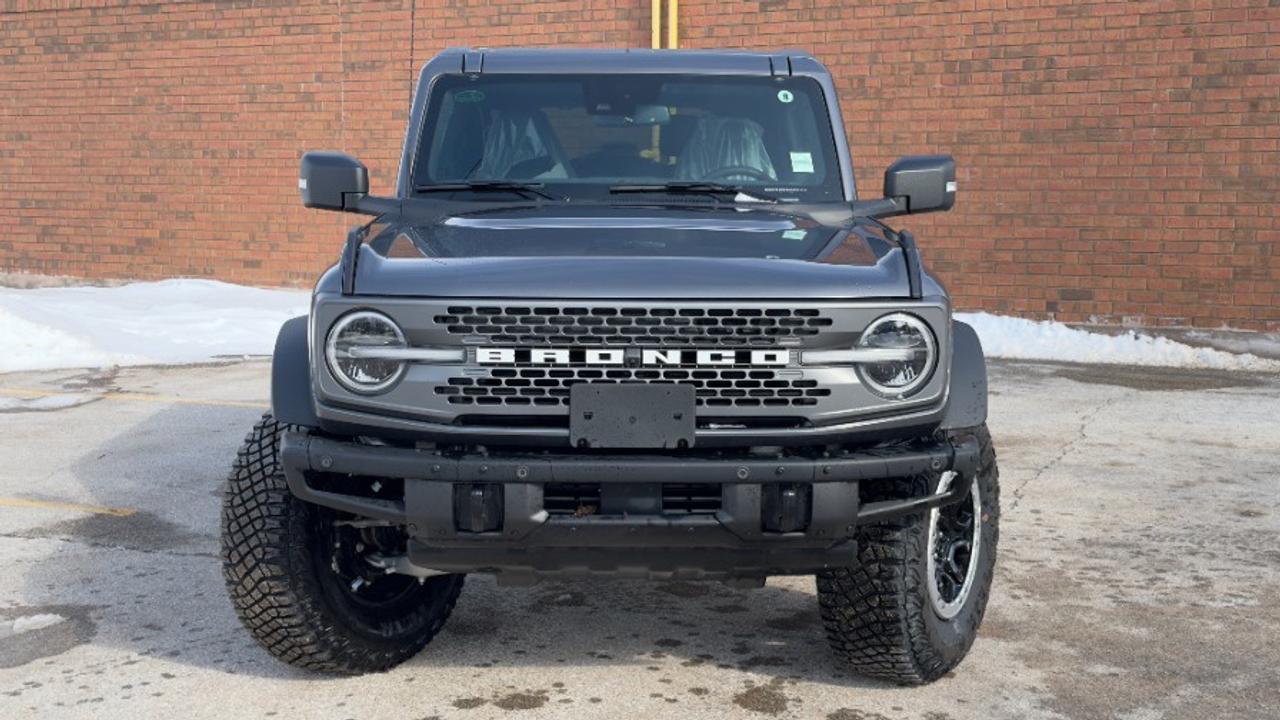 2024 Ford Bronco Badlands Photo2