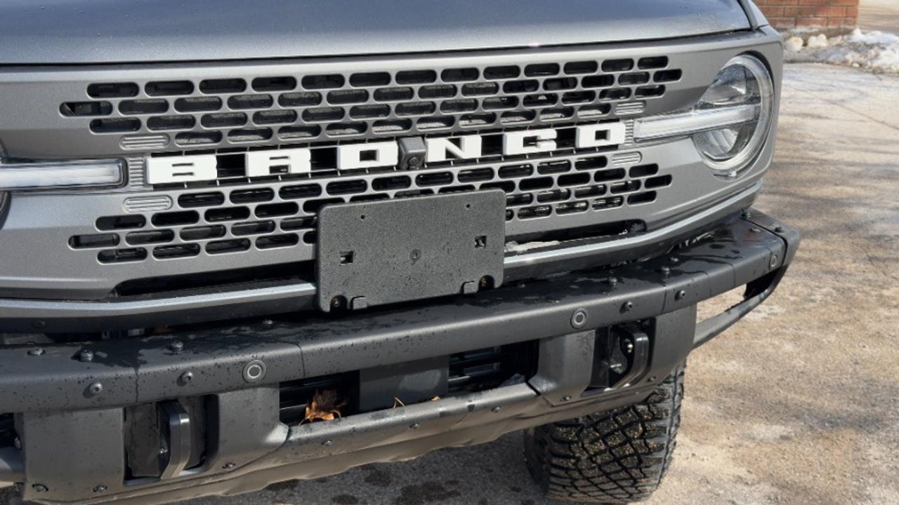 2024 Ford Bronco Badlands Photo3