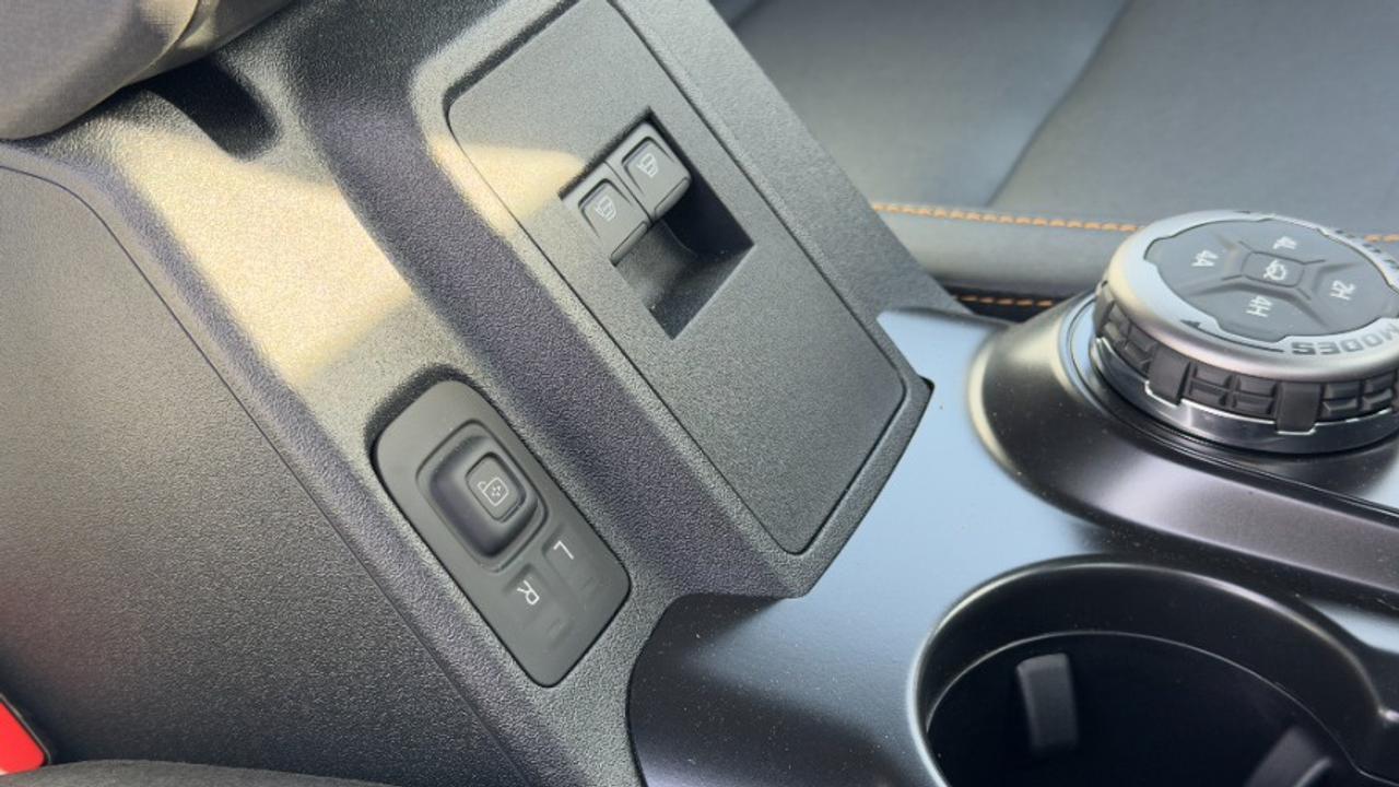 2024 Ford Bronco Badlands Photo