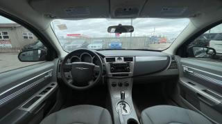 2008 Chrysler Sebring V6**RUNS AND DRIVES WELL**AS IS SPECIAL - Photo #11