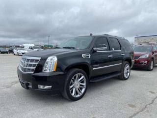 Used 2011 Cadillac Escalade Platinum for sale in Innisfil, ON