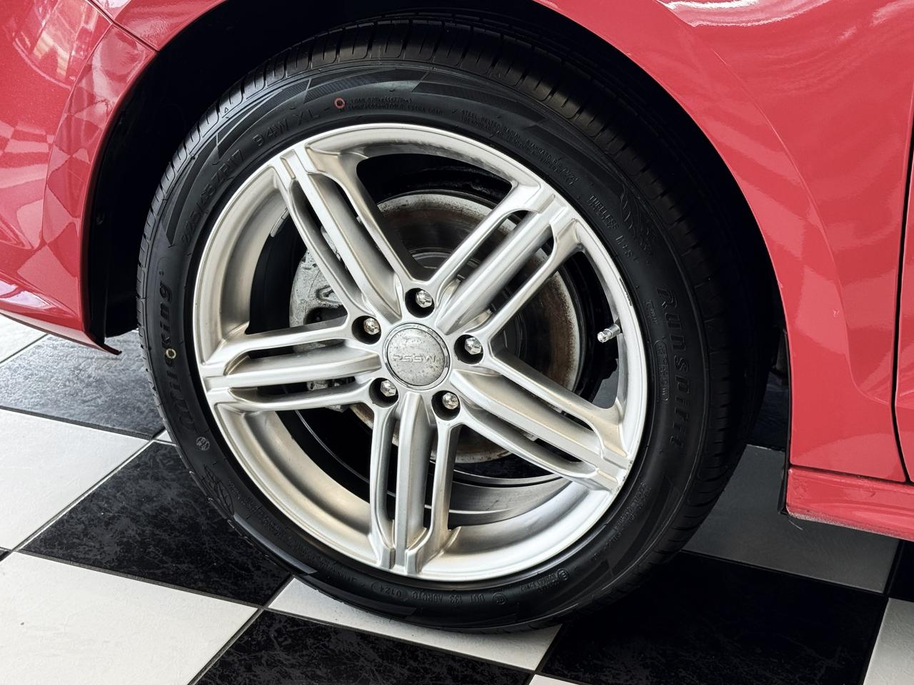 2015 Volkswagen Jetta Trendline+Camera+Heated Seats+New Tires+A/C - Photo #47