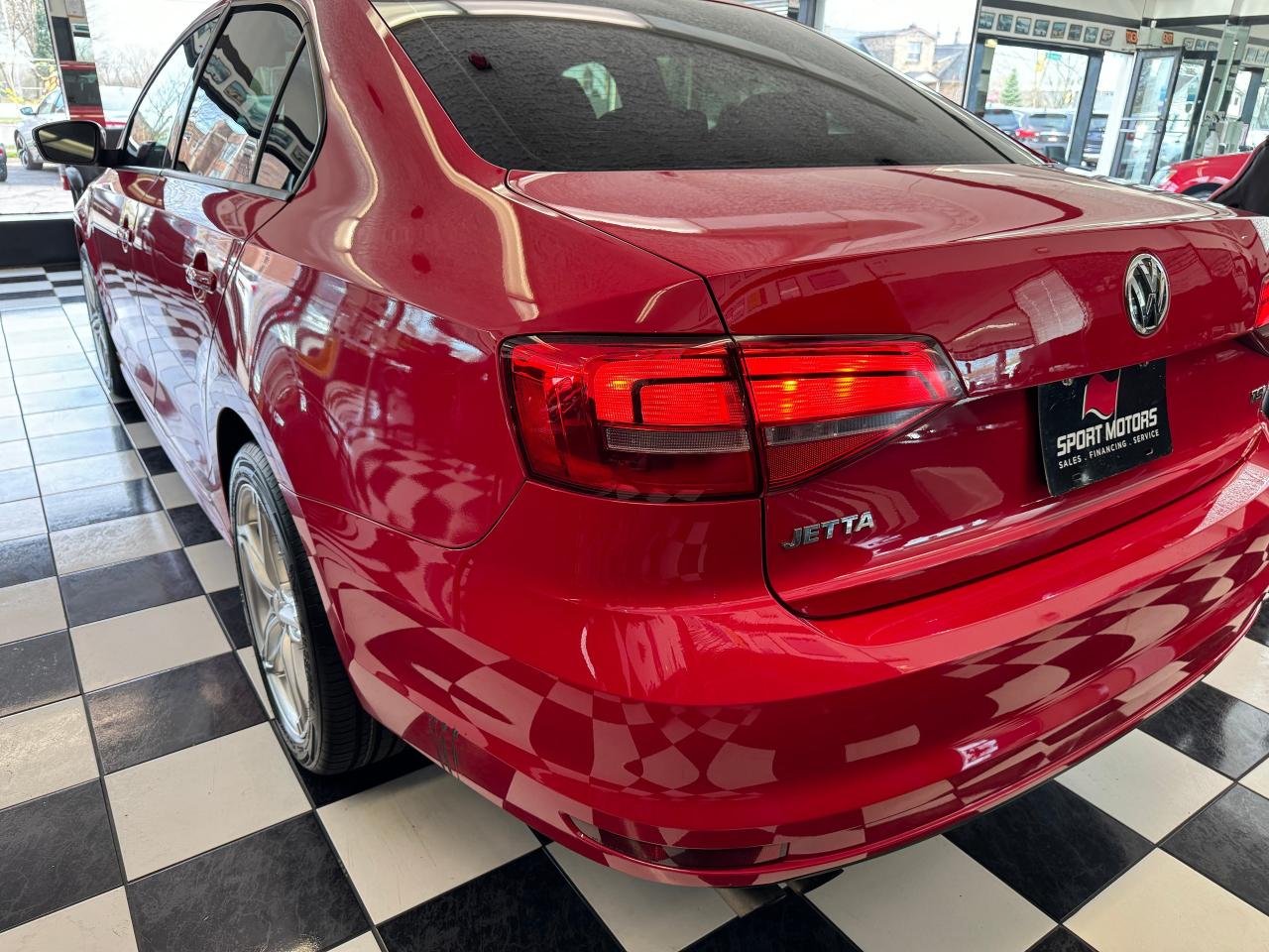 2015 Volkswagen Jetta Trendline+Camera+Heated Seats+New Tires+A/C Photo91