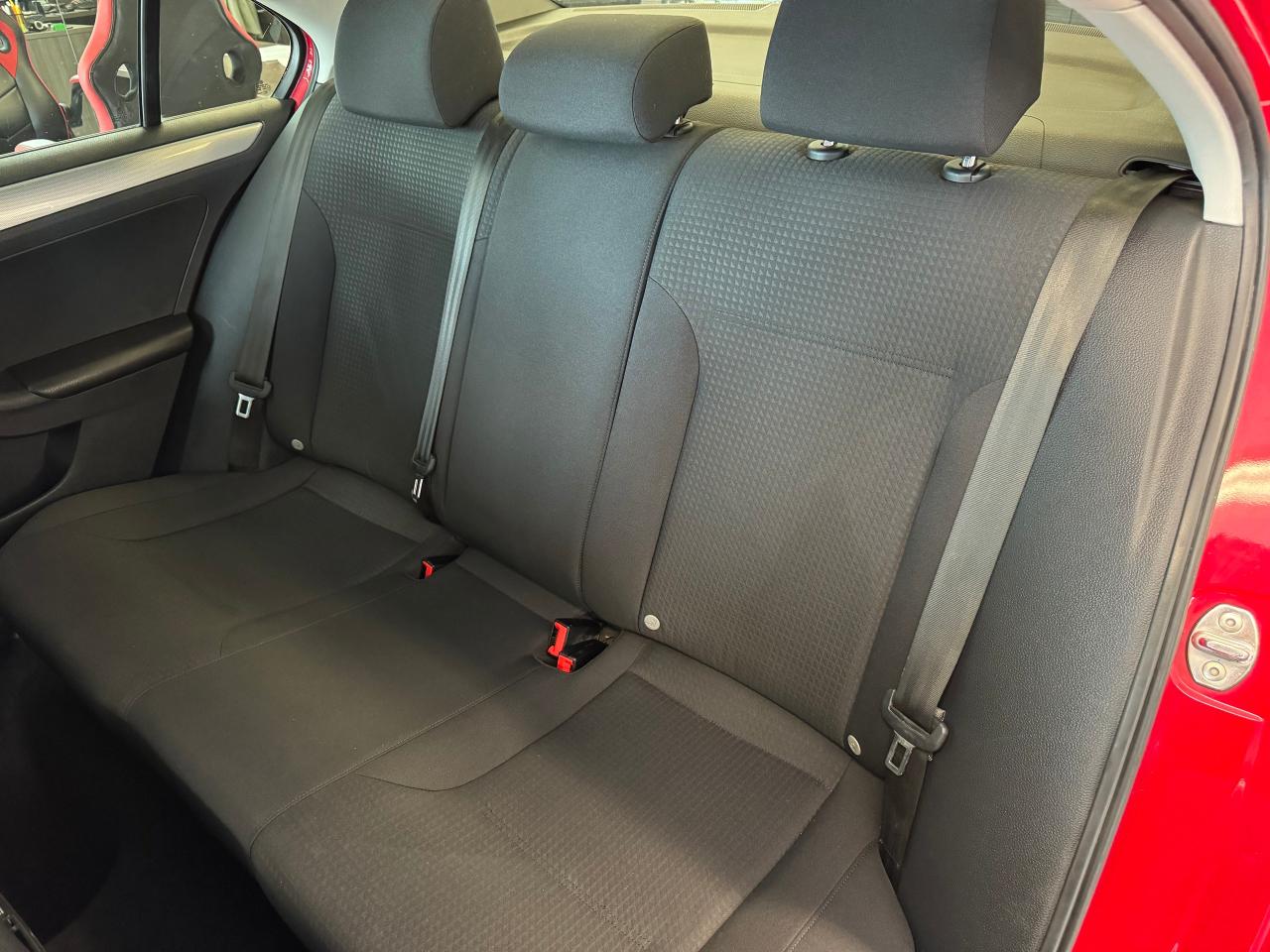 2015 Volkswagen Jetta Trendline+Camera+Heated Seats+New Tires+A/C - Photo #24