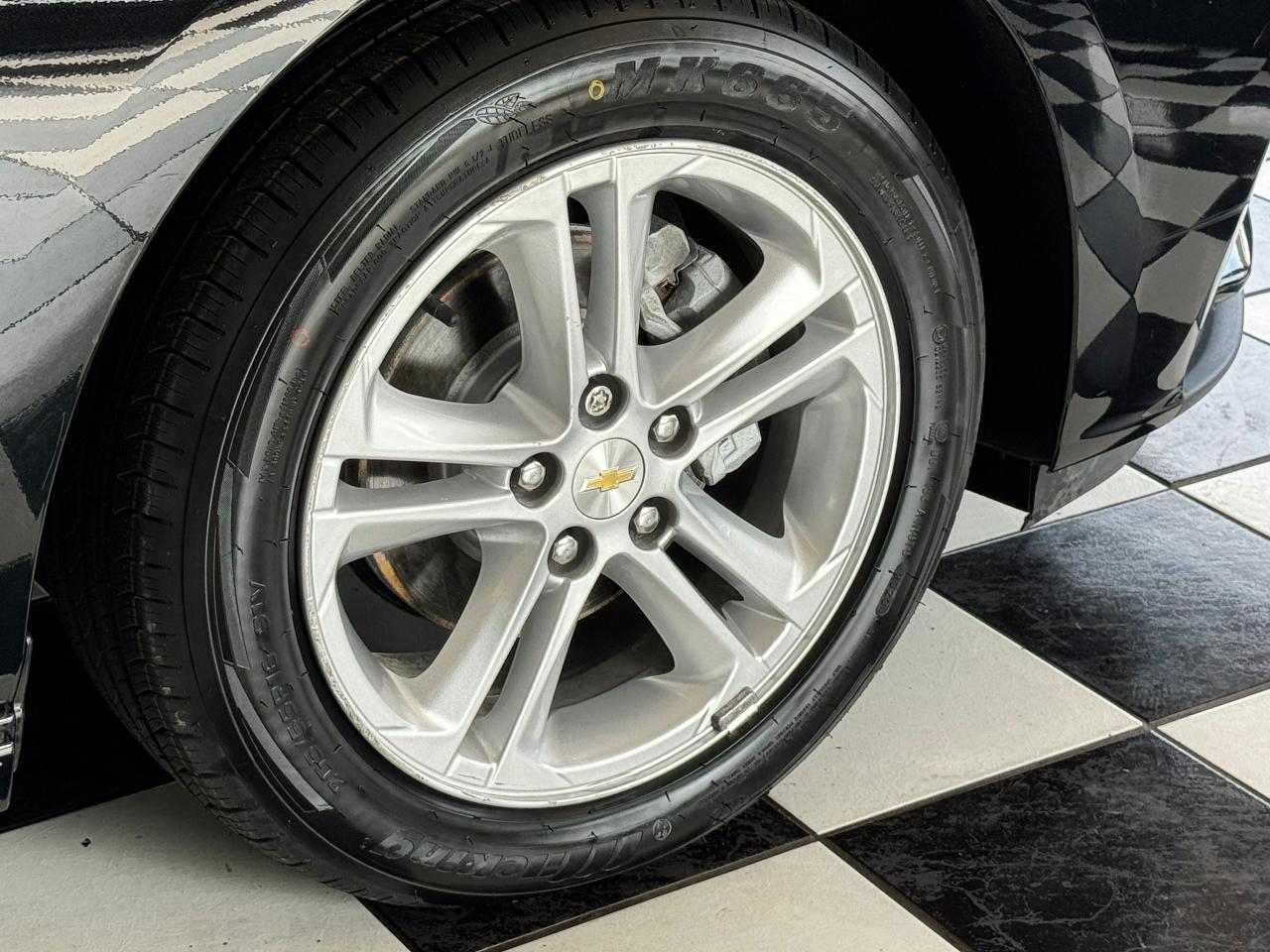 2016 Chevrolet Cruze LT RS+Roof+Camera+ApplePlay+New Tires+Clean Carfax - Photo #60