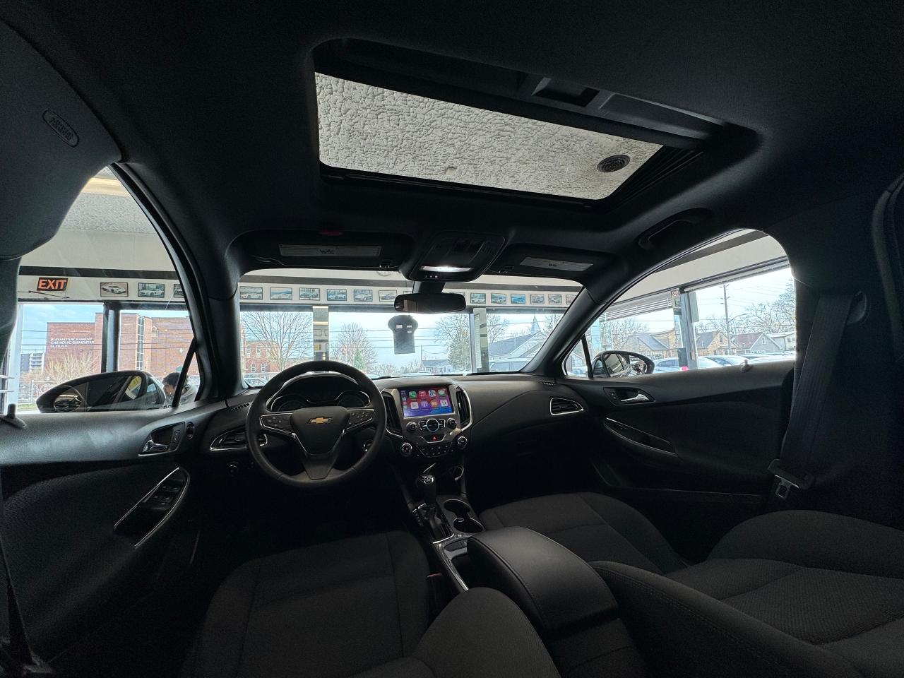 2016 Chevrolet Cruze LT RS+Roof+Camera+ApplePlay+New Tires+Clean Carfax - Photo #13