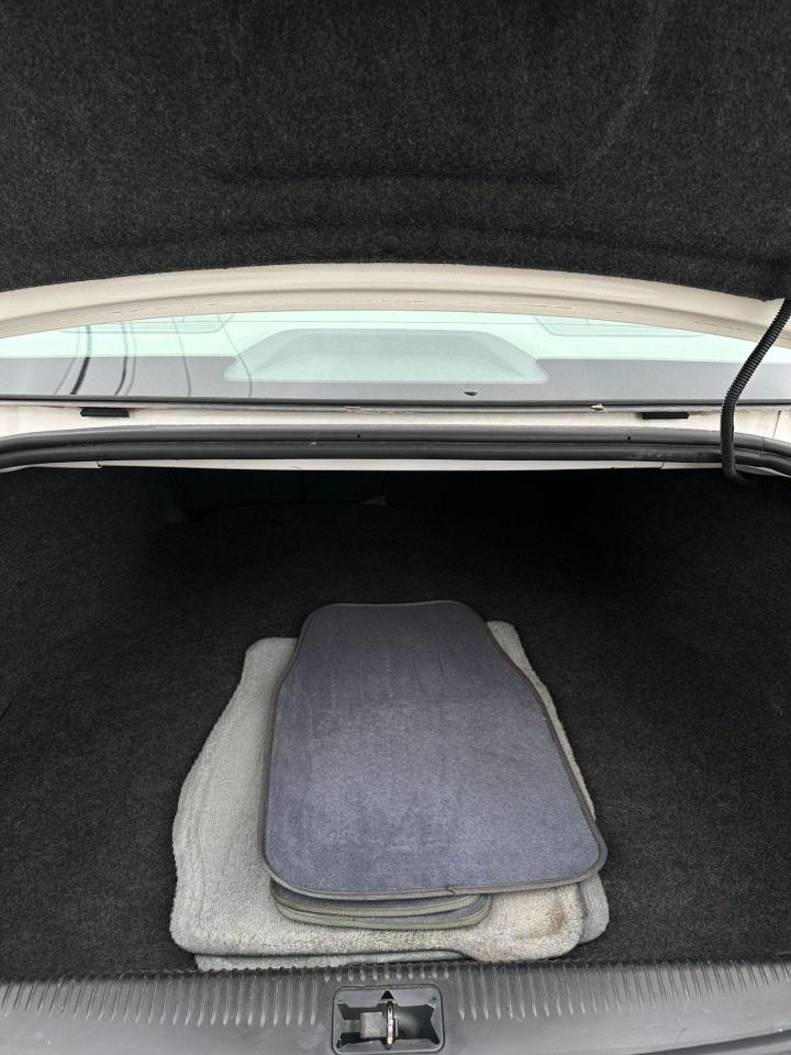 2006 Buick Allure 4dr Sdn CX - Photo #10